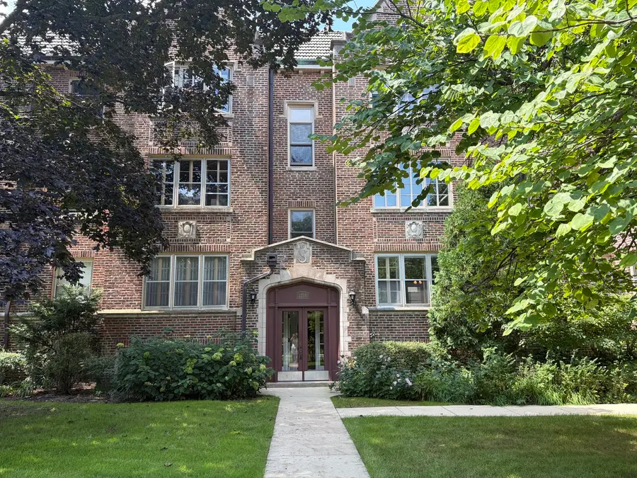 1214 Central Street #1N, Evanston, IL 60201 - #2
