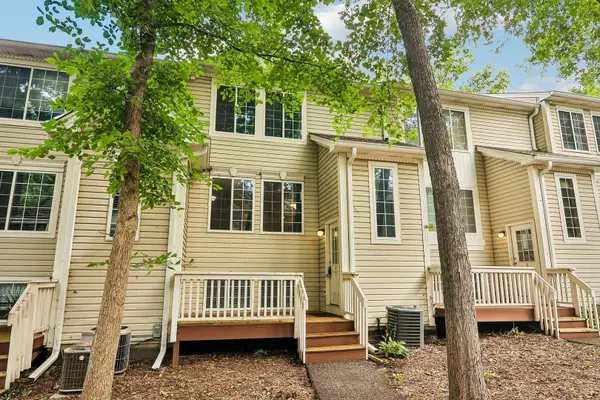 95 N Macgillis Drive, Round Lake, IL 60073