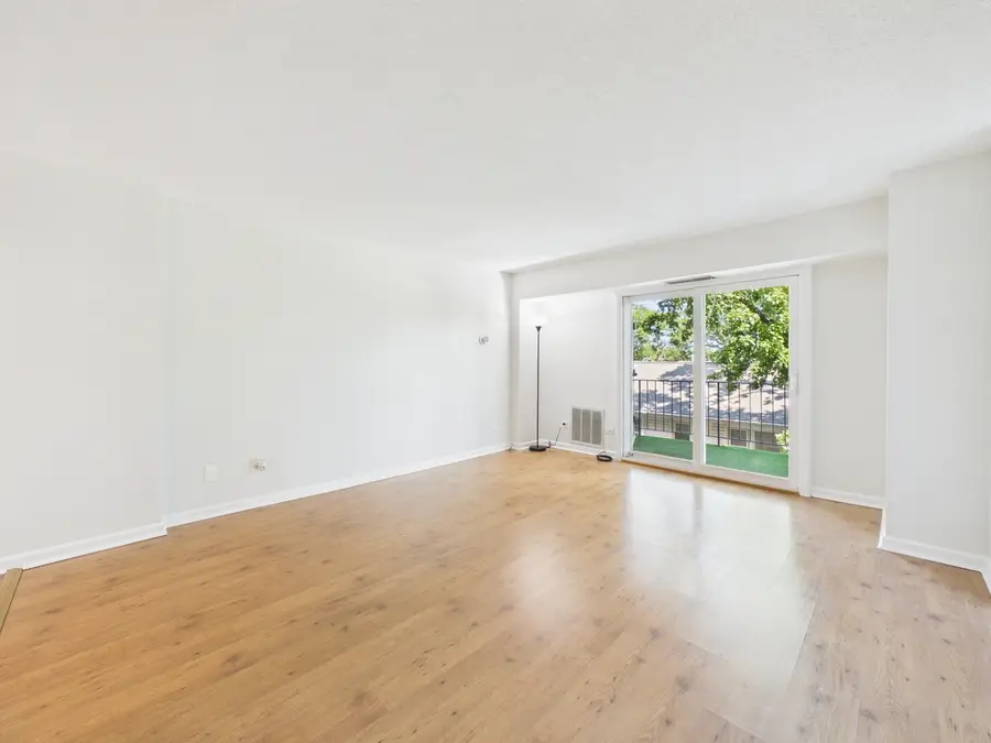 9514 W Lawrence Avenue #2406, Schiller Park, IL 60176 - #3