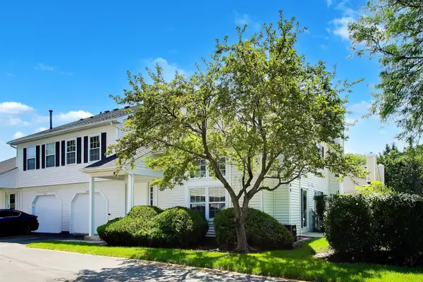 509 East Avenue, Streamwood, IL 60107