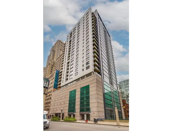 160 E Illinois Street #901, Chicago, IL 60611