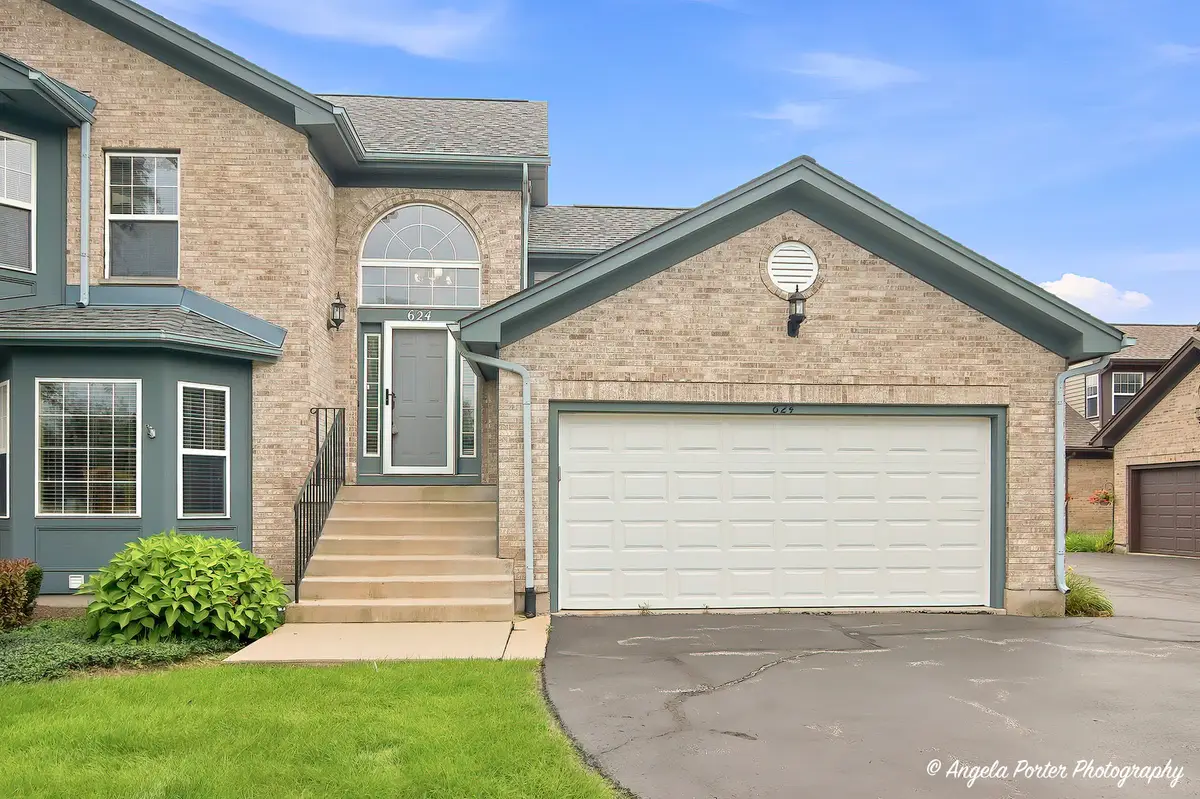 624 Kresswood Drive #D, McHenry, IL 60050 - #1