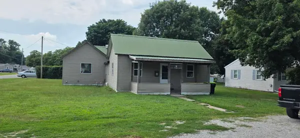 700 N Carico Street, Tuscola, IL 61953