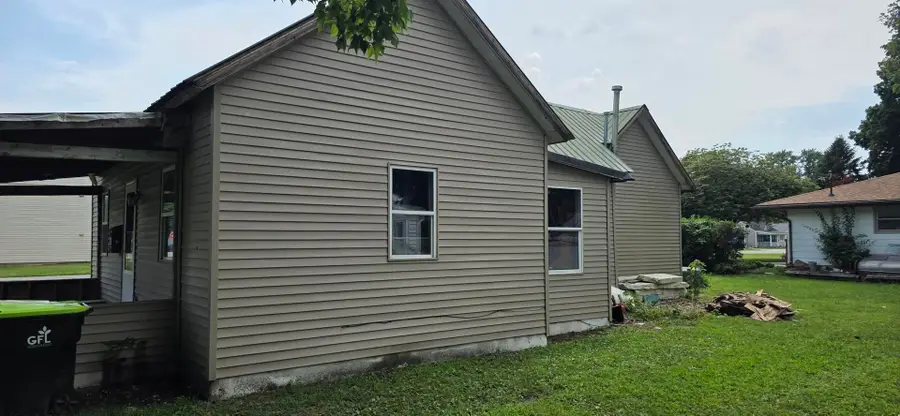 700 N Carico Street, Tuscola, IL 61953 - #2