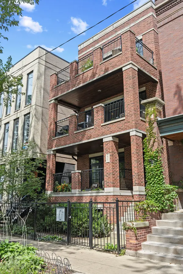 1540 W Wrightwood Avenue #2, Chicago, IL 60614