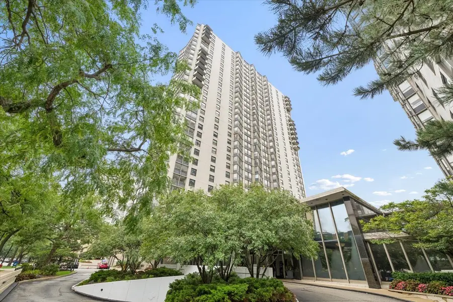 5701 N Sheridan Road #12B, Chicago, IL 60660 - #2