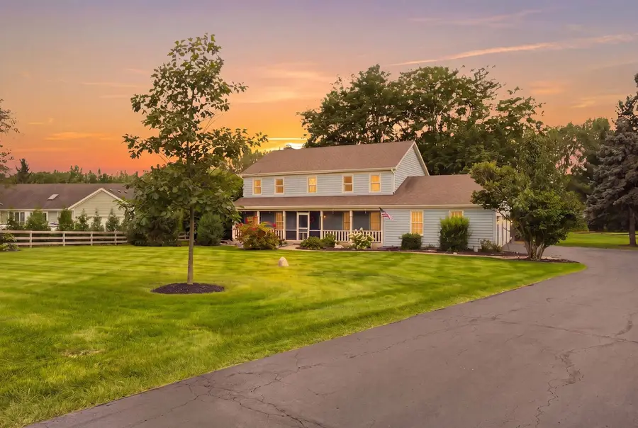 7N660 Cloverfield Circle, Saint Charles, IL 60175 - #2