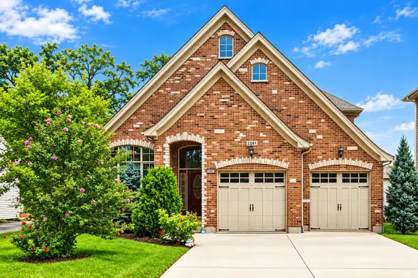 2281 Elmira Avenue, Des Plaines, IL 60018