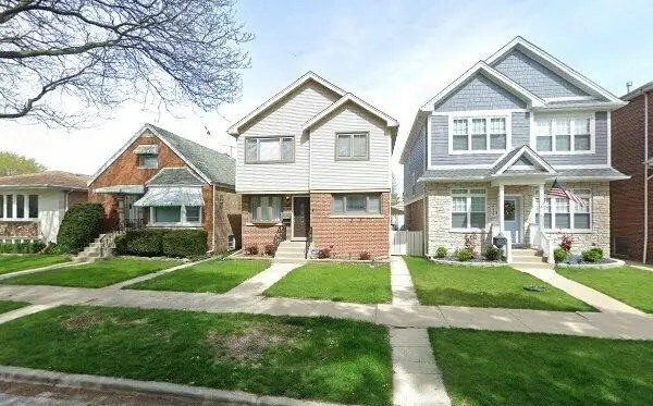 5435 N Nashville Avenue, Chicago, IL 60656