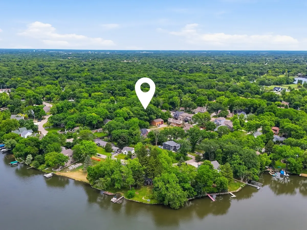 24005 N Valley Road, Lake Zurich, IL 60047 - #1