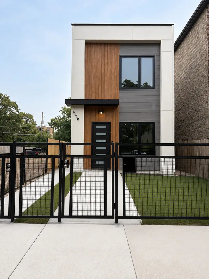 6538 S Kimbark Avenue, Chicago, IL 60637 - #1