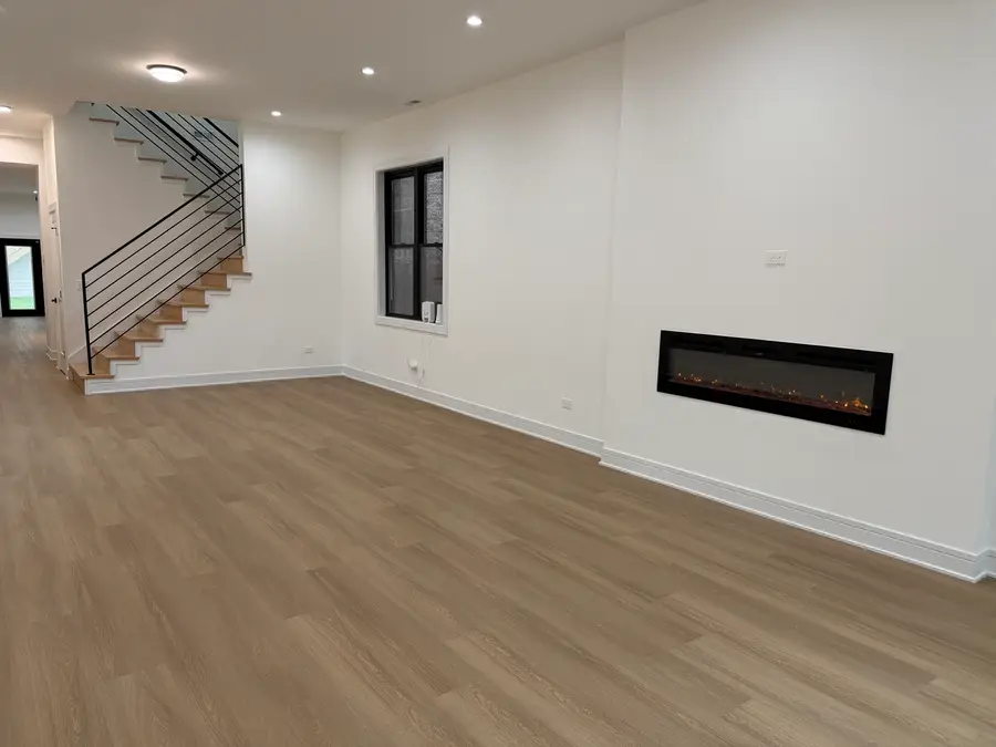 6538 S Kimbark Avenue, Chicago, IL 60637 - #3