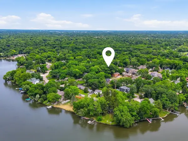 24017 N Valley Road, Lake Zurich, IL 60047