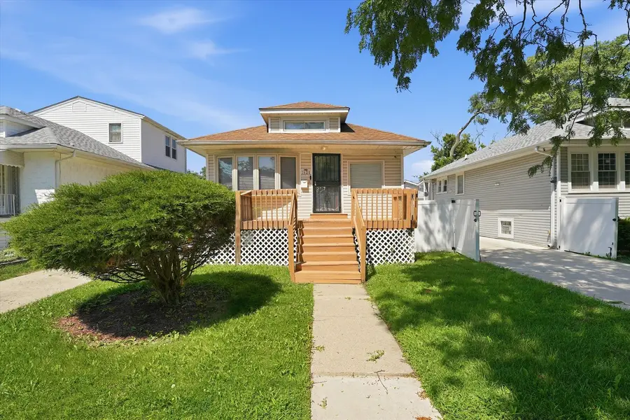 1426 S 18th Avenue, Maywood, IL 60153 - #2