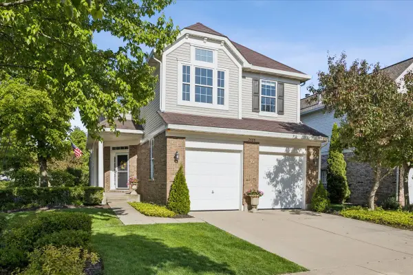 2409 Meadowbrook Lane, Westchester, IL 60154