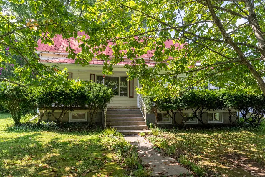 200 Crestview Drive, Dongola, IL 62926 - #3