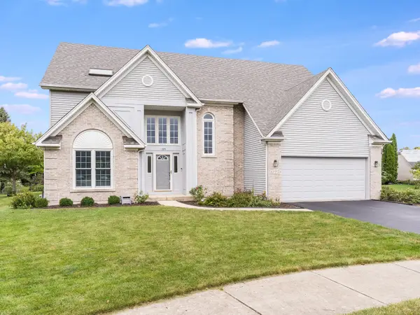 1225 Willowcrest Court, Aurora, IL 60504