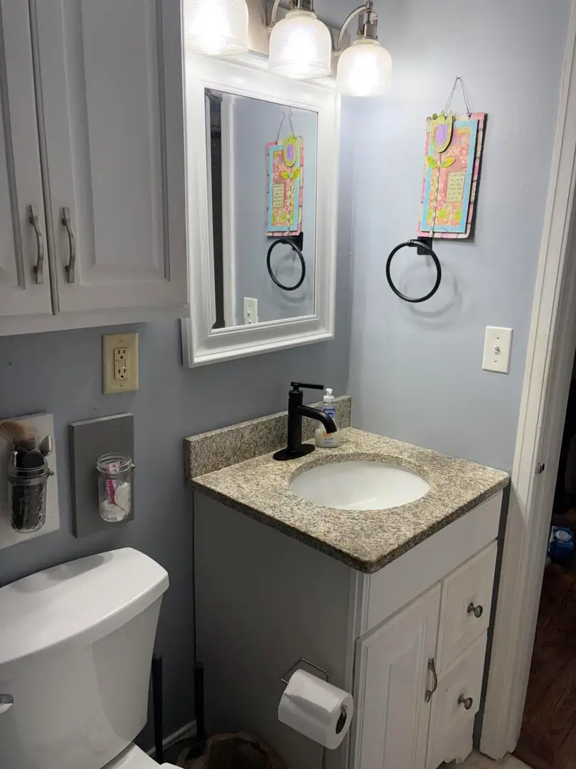 1518 W Iles Avenue, Springfield, IL 62704 - #3