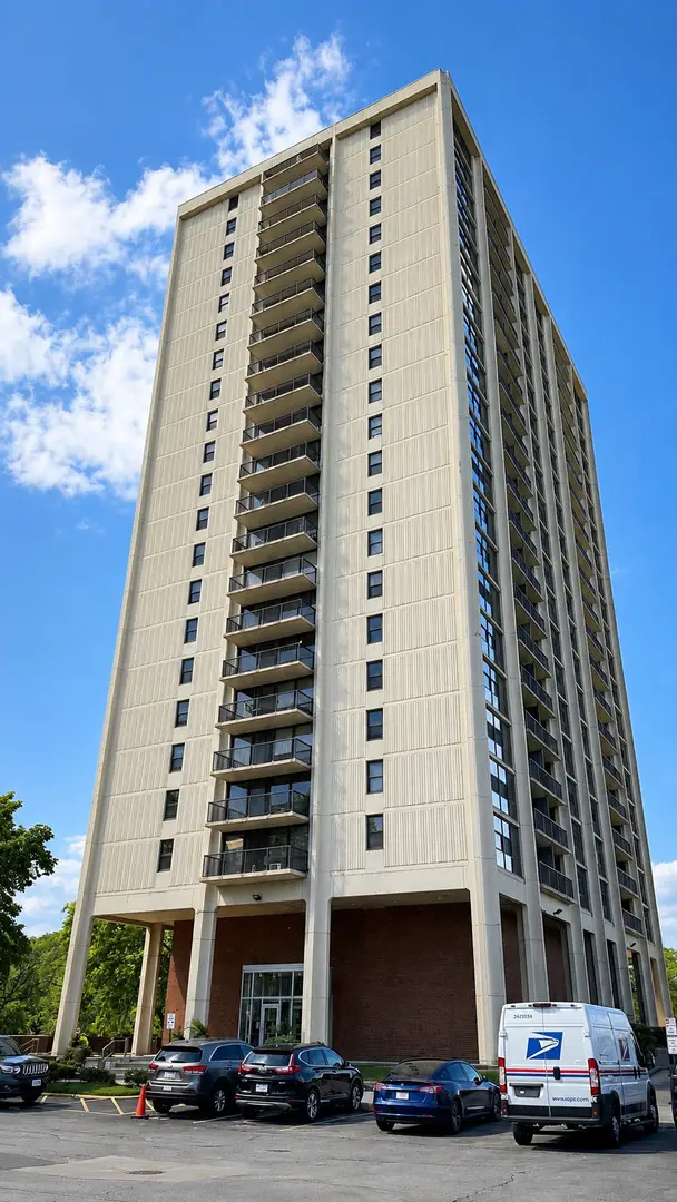 2901 S Michigan Avenue #1704, Chicago, IL 60616 - #1