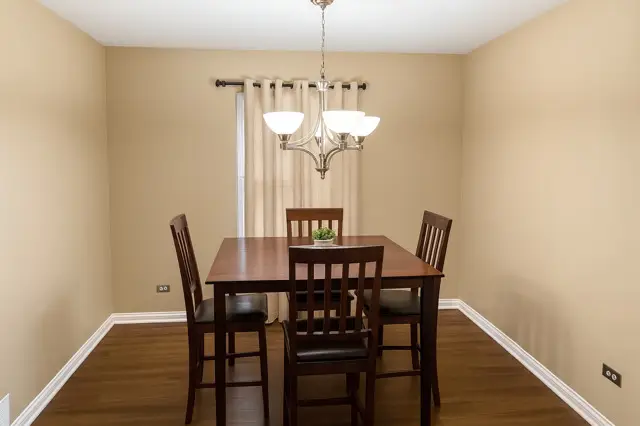 406 Juniper Drive, North Aurora, IL 60542 - #3