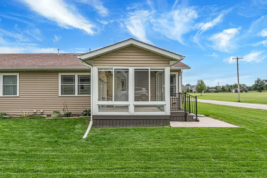 501 Primrose Lane, Geneseo, IL 61254 - #3