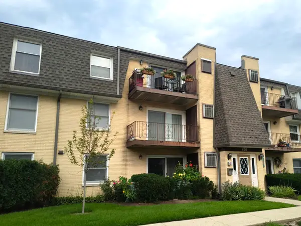 Address Withheld By Seller, Mount Prospect, IL 60056