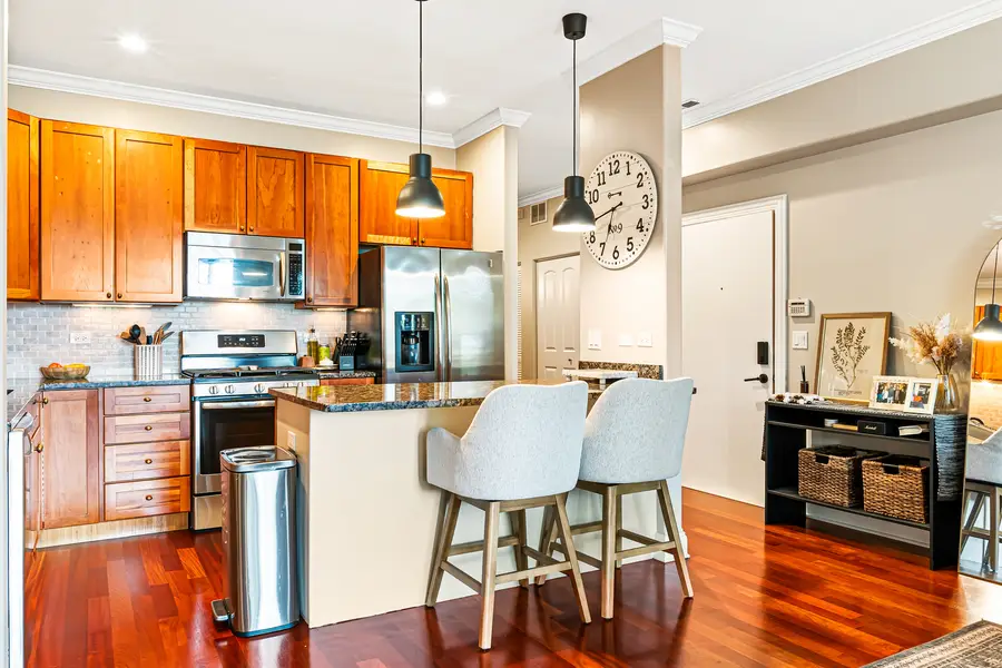 2235 N Lister Avenue #102, Chicago, IL 60614 - #3