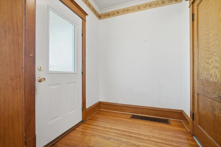 198 W First Street, El Paso, IL 61738 - #3