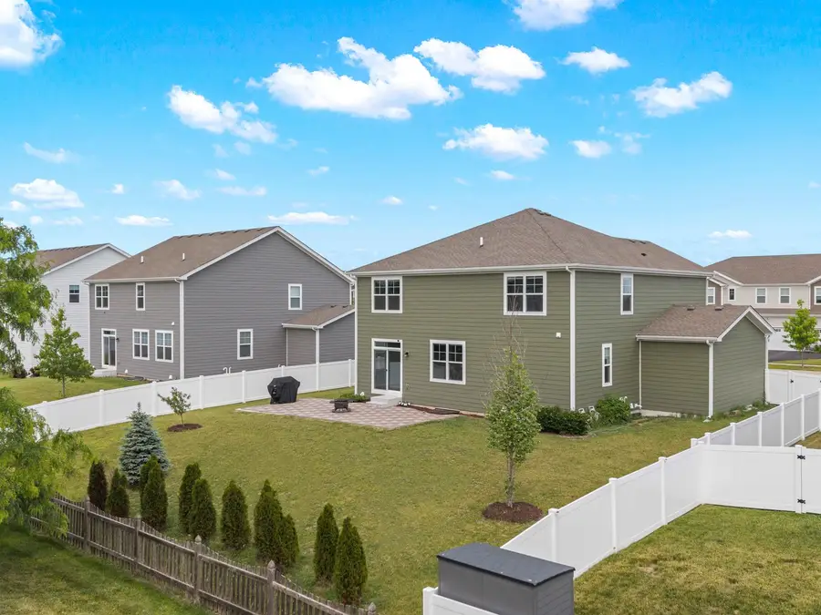 759 Kentshire Circle, Elgin, IL 60124 - #3