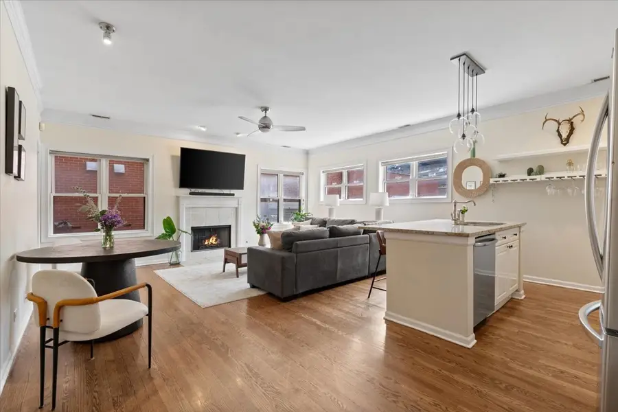 Address Withheld By Seller, Chicago, IL 60614 - #2