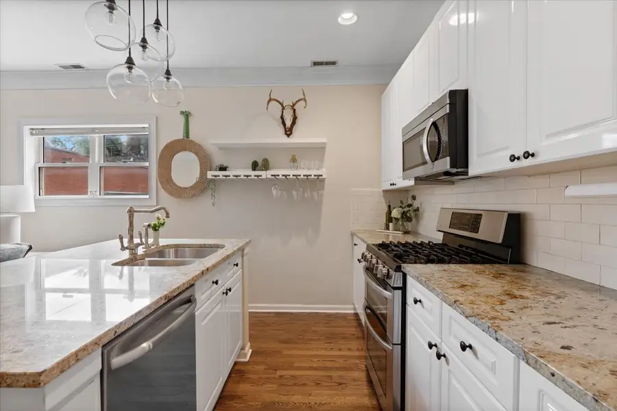 Address Withheld By Seller, Chicago, IL 60614 - #3