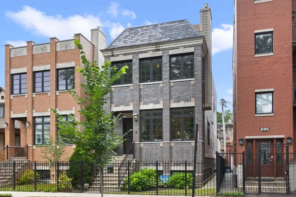 3619 N Hermitage Avenue, Chicago, IL 60613