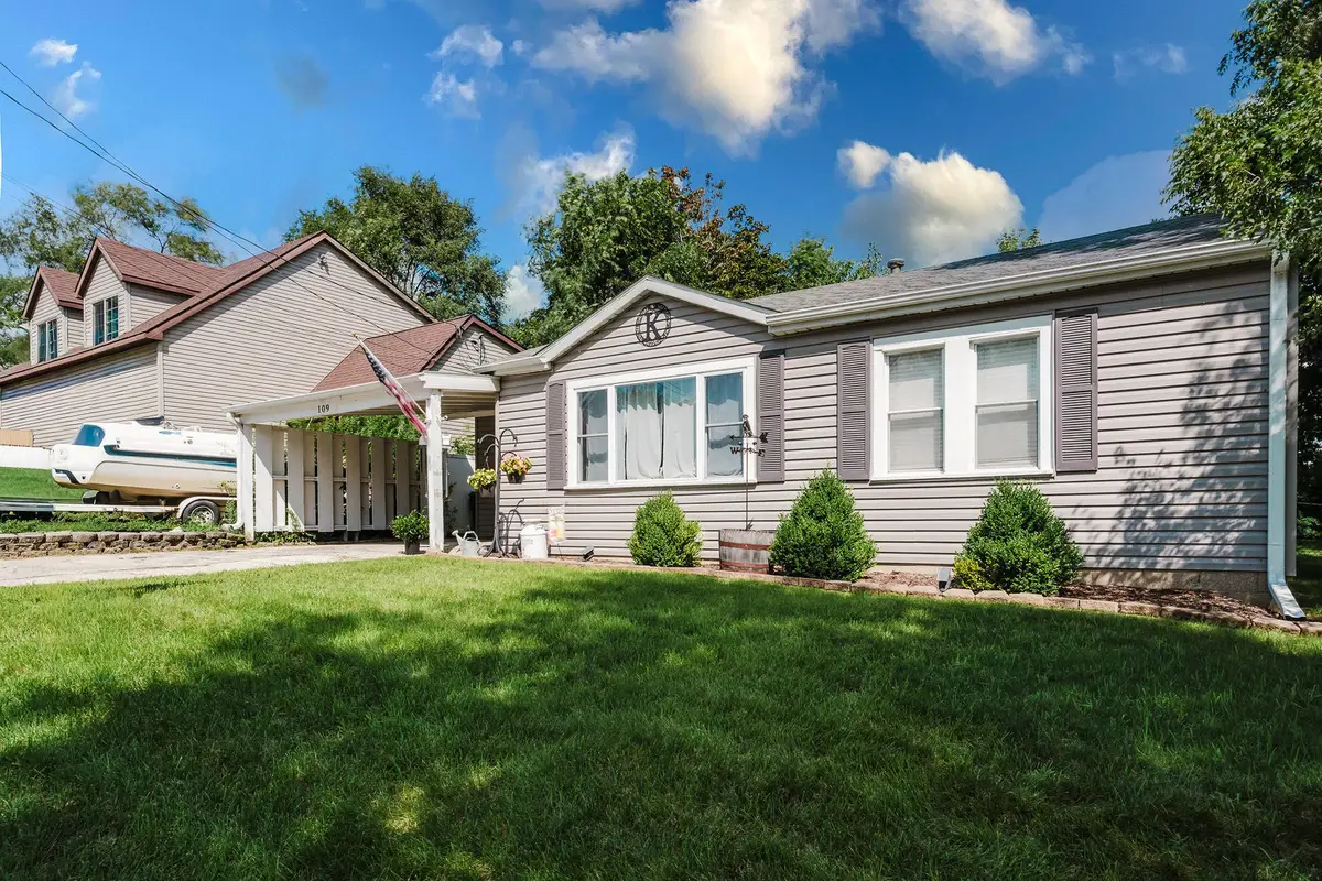 109 Hilldale Road, Fox Lake, IL 60020 - #1