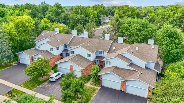 228 Charlotte Place, Cary, IL 60013