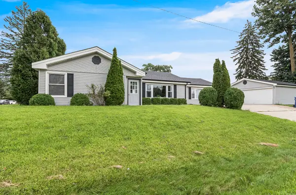 6855 W 113th Street, Worth, IL 60482
