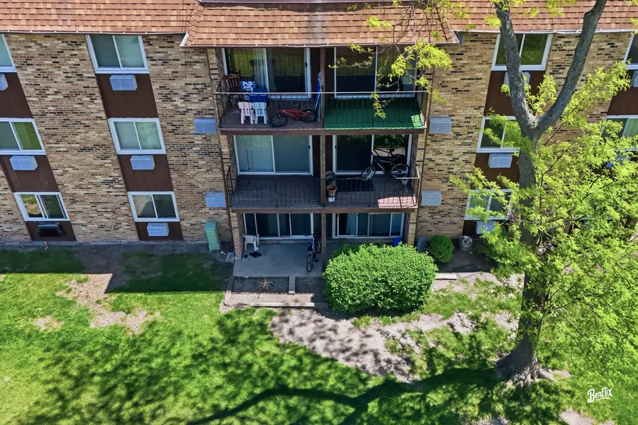 720 Hill Drive #8-302, Hoffman Estates, IL 60169 - #3