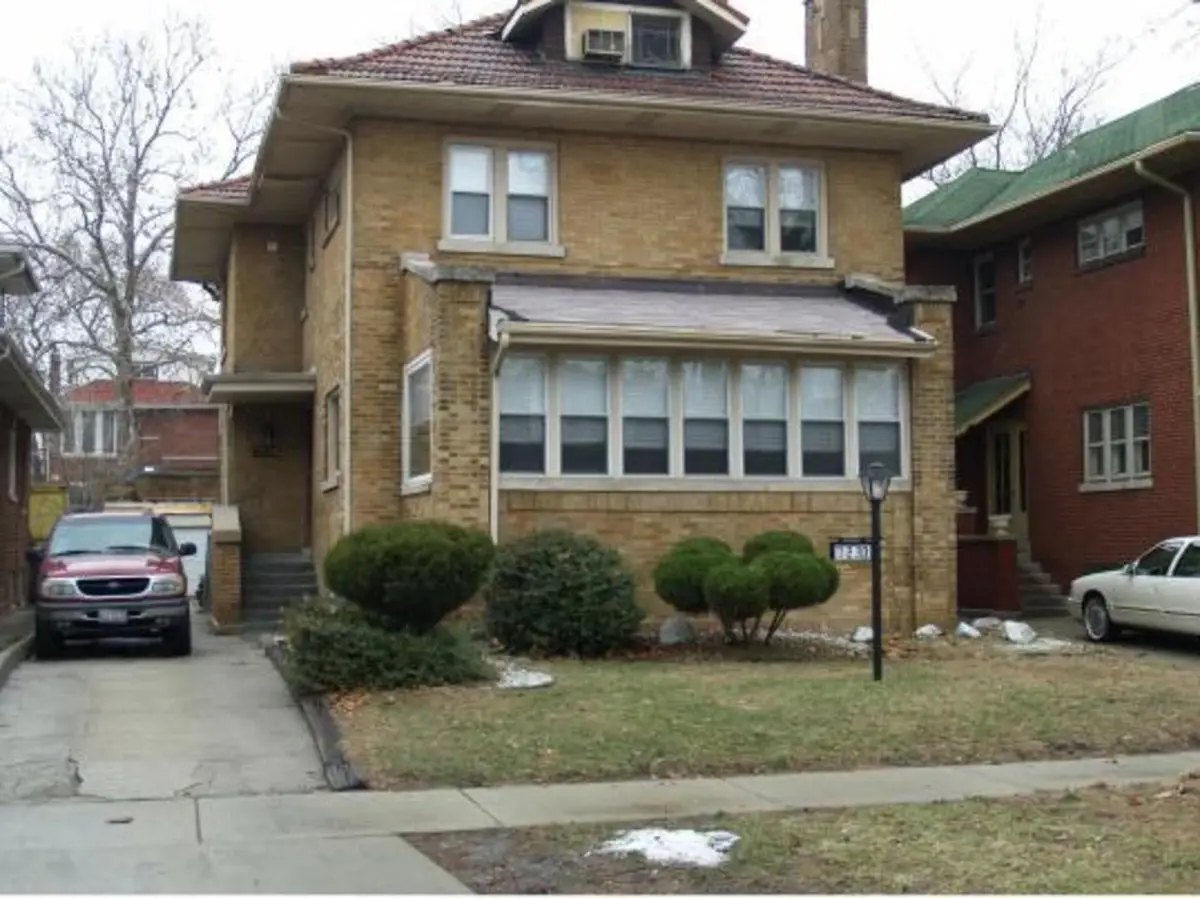 7230 S Luella Avenue, Chicago, IL 60649 - #1