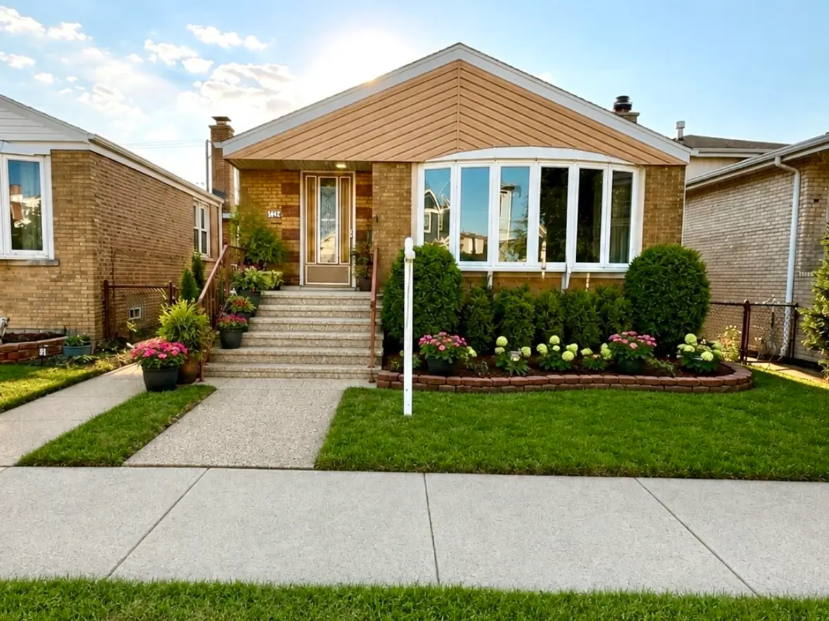 5342 S Melvina Avenue, Chicago, IL 60638 - #1