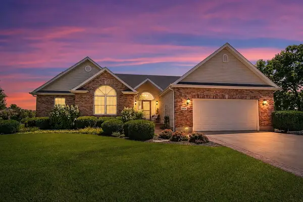 1426 Beach Lane, Sycamore, IL 60178