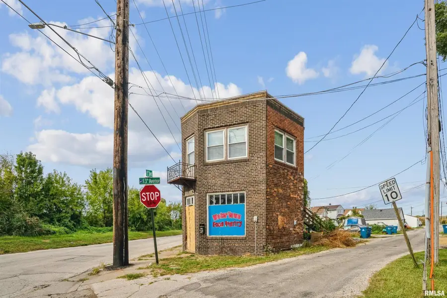 1365 1/2 13th Avenue, East Moline, IL 61244 - #2