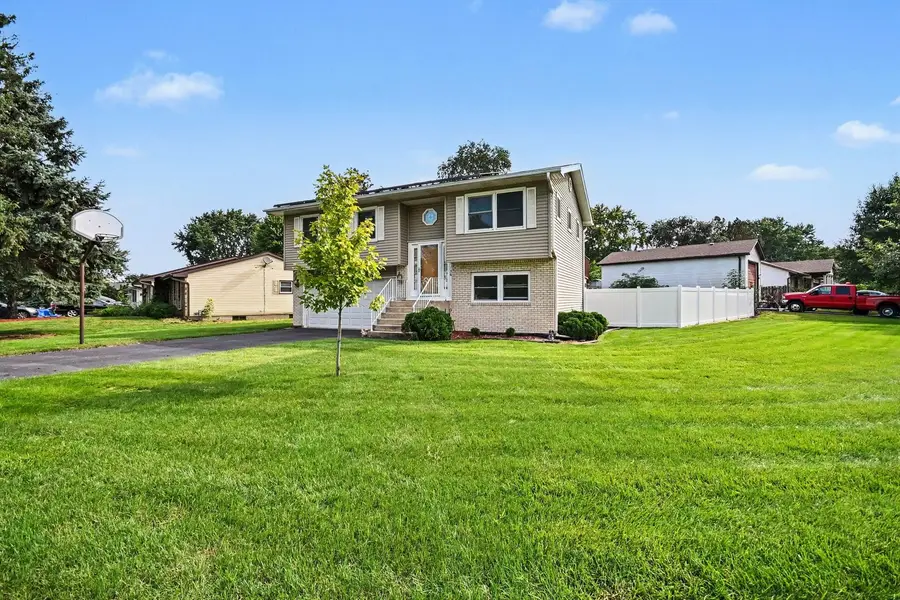 136 Augusta Road, Oswego, IL 60543 - #2