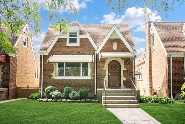 3440 N Normandy Avenue, Chicago, IL 60634