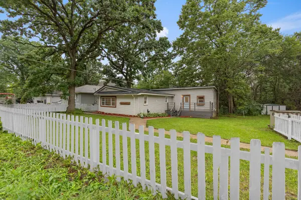 38472 N 4th Avenue, Spring Grove, IL 60081