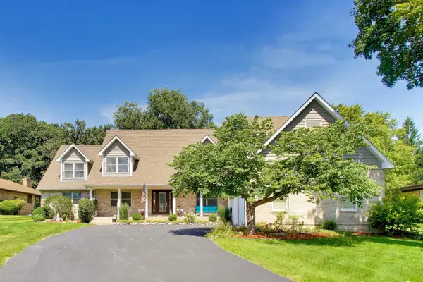 1004 N Harrison Street, Algonquin, IL 60102