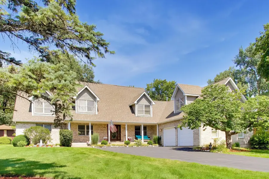 1004 N Harrison Street, Algonquin, IL 60102 - #2