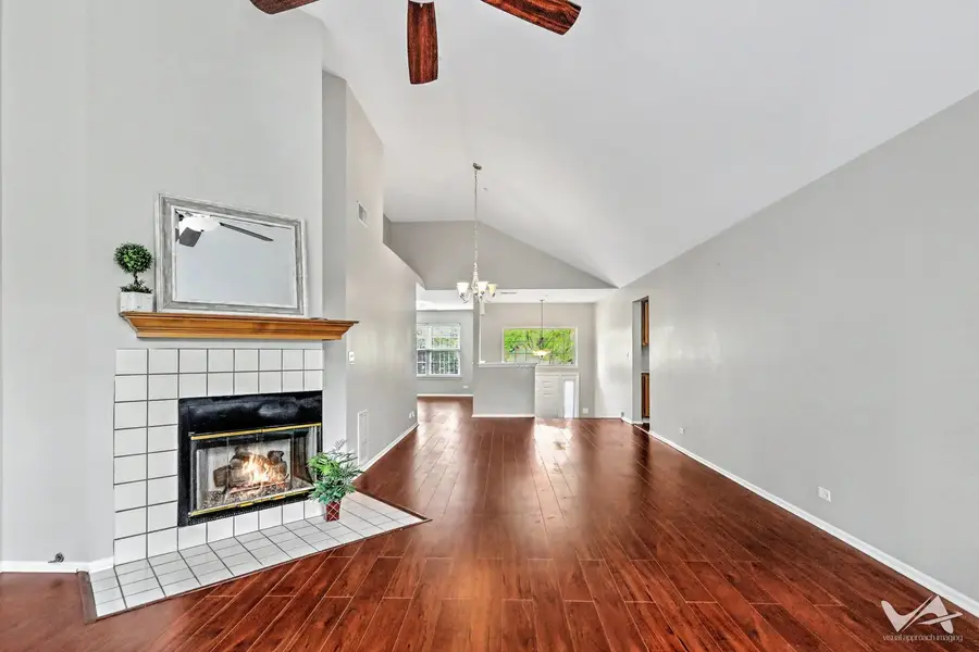 1620 Columbia Circle #2, Bartlett, IL 60103 - #3