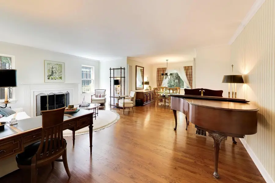 570 S Kenilworth Avenue, Elmhurst, IL 60126 - #3