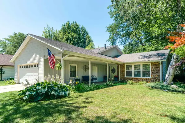 6 S Deerpath Drive, Vernon Hills, IL 60061