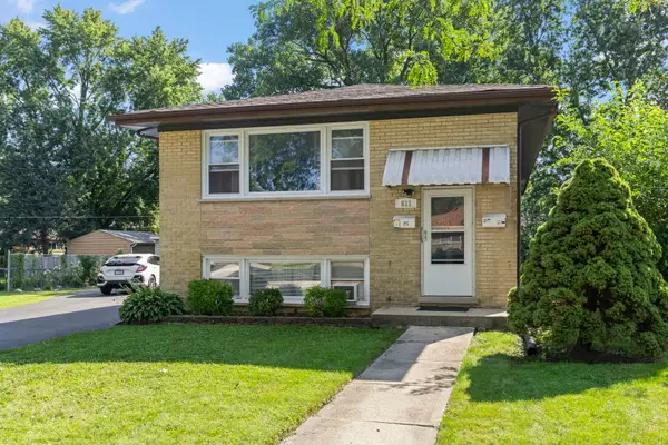 611 N Lullo Drive, Addison, IL 60101