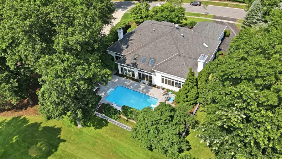 4202 Royal Fox Drive, Saint Charles, IL 60174 - #3